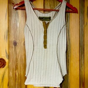 Cross fox swallow tail Henley tank